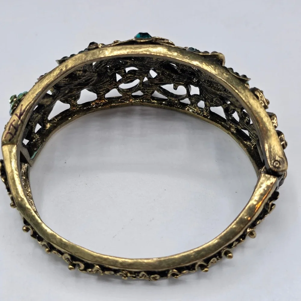 N/A ornate hinged